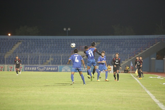 快船上次单月输13场是10年3月，那年他们最终只有29胜53负